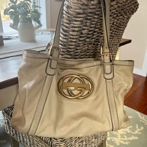 Gucci Cream Leather Interlocking Britt medium Shoulder tote.